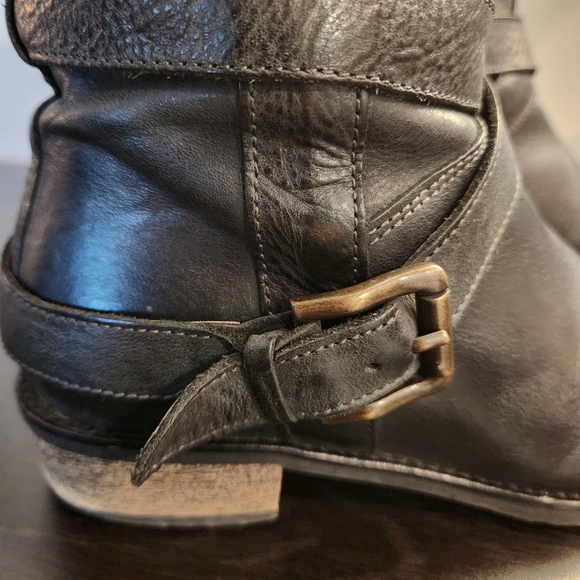 CORDANI WOMEN'S RIDING BOOT'S BLACK LEATHER ZIPPER CALF BOOTS Size 37 US Size 7 - Picture 8 of 11